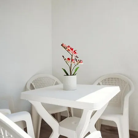 Apartman M With Balkon Apartment